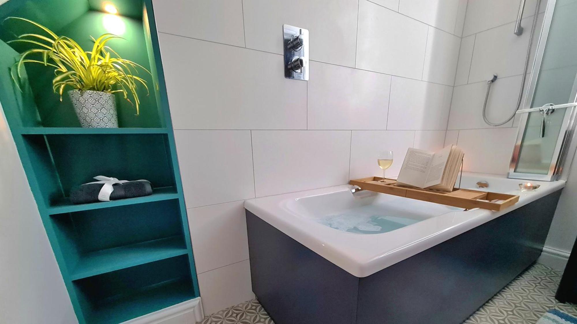Вілла The Hideaway - Luxury Townhouse Вергем Екстер'єр фото