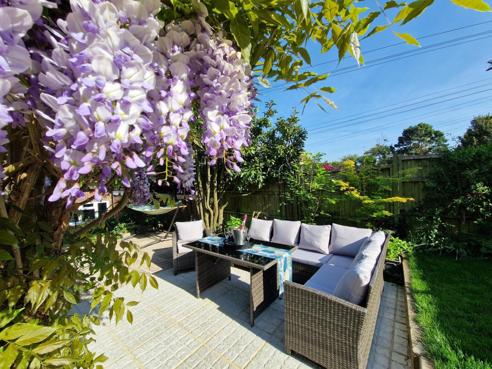 Вілла The Hideaway - Luxury Townhouse Вергем Екстер'єр фото